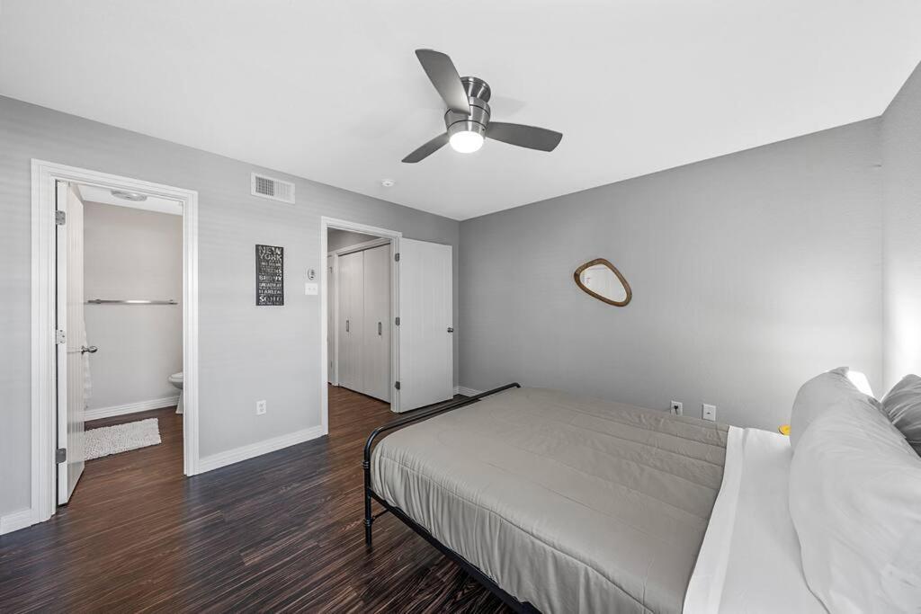 Luxe Condo In City Center Waco Exterior foto